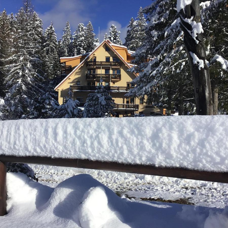 Ski Apartmany Spiezovec Доновалы Экстерьер фото